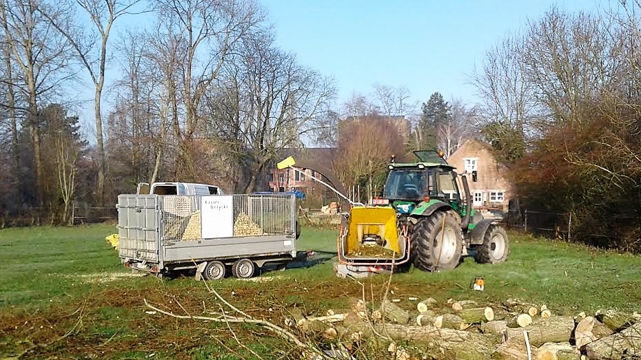 Tracteur broyeur de Xavier Derycke - Abattage, démontage et élagage à Silly